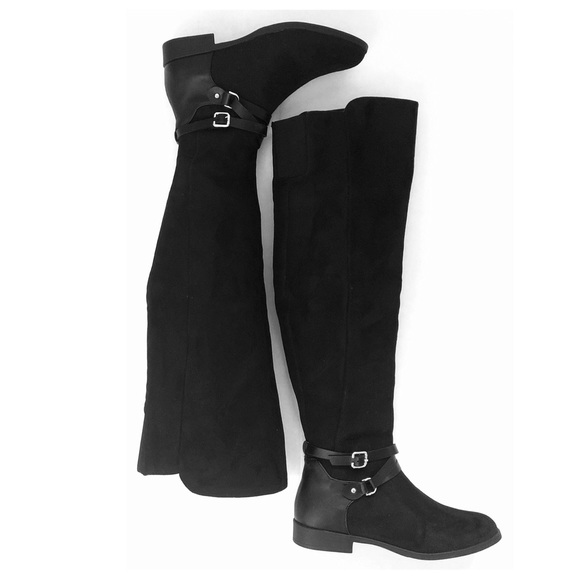 XOXO THAMES Low Block Heel OTK Black Faux Suede Boots Buckle Accent Zipper 8.5M - Picture 1 of 16